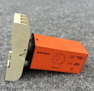 Used Carlo Gavazzi B121220 Relays & Switches California US | Davliegogo LLC #1707880