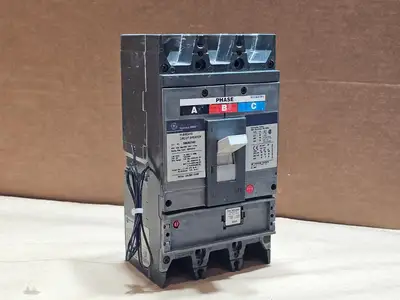 Used GENERAL ELECTRIC SGHA36AT0400 Switchgears British Columbia CA | Lenmark #1436810