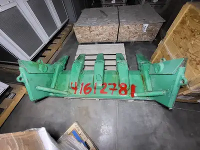 Super V Bucket, Shroud and Teeth Assembly L5570SV59SDX