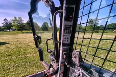 Used 2011 NEW HOLLAND L220 Skid Steer Loaders Wisconsin US | Proxy Equipment #1377978