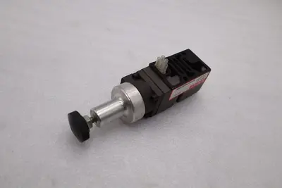 NUMATICS 081RS100J027Q00 REGULATOR VALVE STOCK H1568A