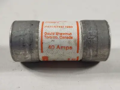 Disconnect Switch with 40 Amp Fuse AJT40