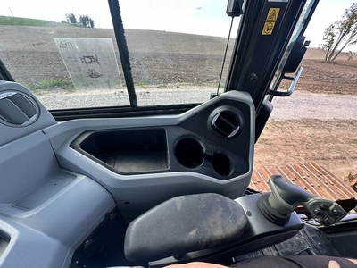 USED 2023 DEVELON DD100