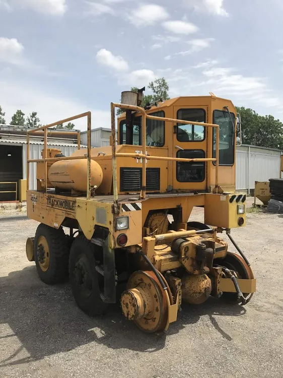 Used NOT SPECIFIED 4000TM Locomotives Ohio US | Yoder Brothers machinery #1373243
