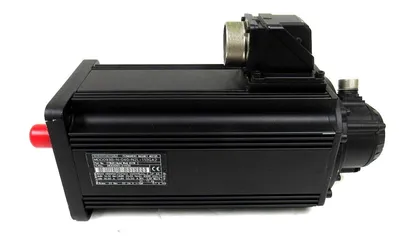 NEW INDRAMAT MDD093B-N-040-N2L-110GA2 SERVO MOTOR MDD093BN040N2L110GA2