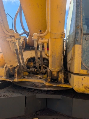 Used 2012 KOMATSU PC650 Crawler Excavators Alabama US | Proxy Equipment #1539942