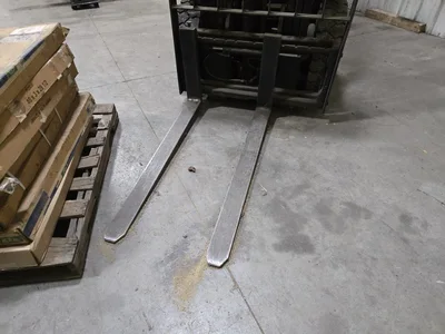 Caterpillar FG25K LPG Double Stage Forklift w/ Side Shift; Blown Engine (LOCATION: Batavia, OH)