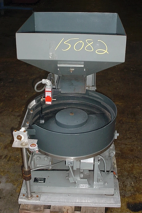 Used 21" DIA VIBRATORY BOWL FEEDER 21" DIA Vibratory Bowl Feeder New Jersey US | Champion Trading Corporation #423531