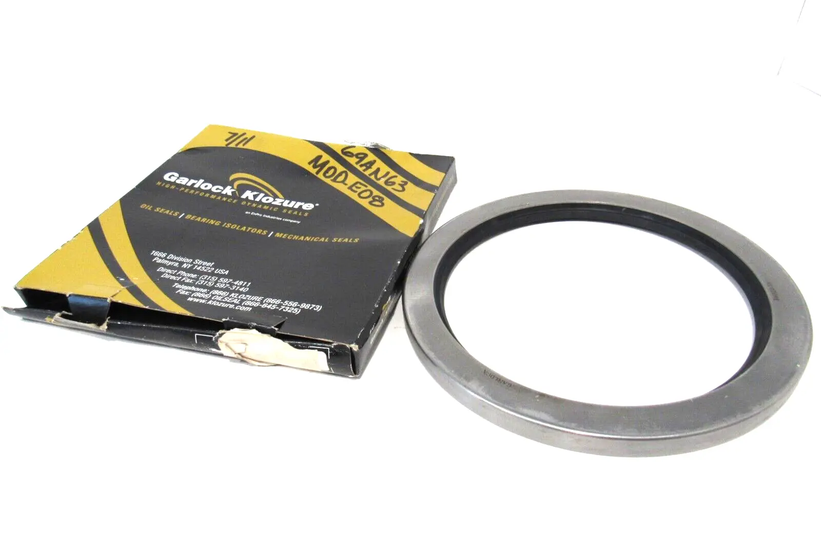 NEW GARLOCK KLOZURE 24700-0002 OIL SEAL 247000002