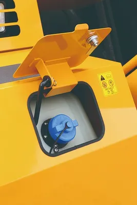 KATO HD823MR-7 Excavators | Mid South Machinery (11)