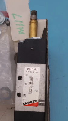 NEW Camozzi 378-E11-02