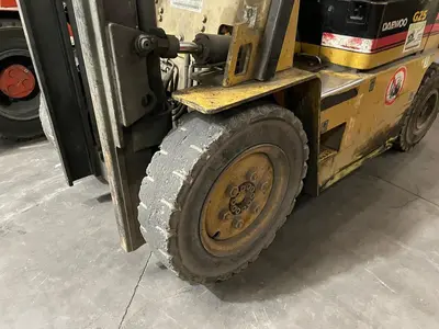 USED DAEWOO 2,5 TON