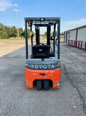 Used 2018 TOYOTA 8FBE18U 3-Wheel Sit down Electric Counterbalance Forklifts Texas US | TB Forklifts #1274975
