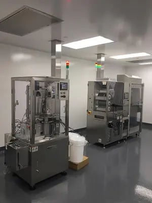 USED QUALICAPS FILLING  AND  SEALING  MACHINE