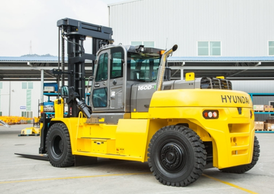 USED 2022 Hyundai 160D-9