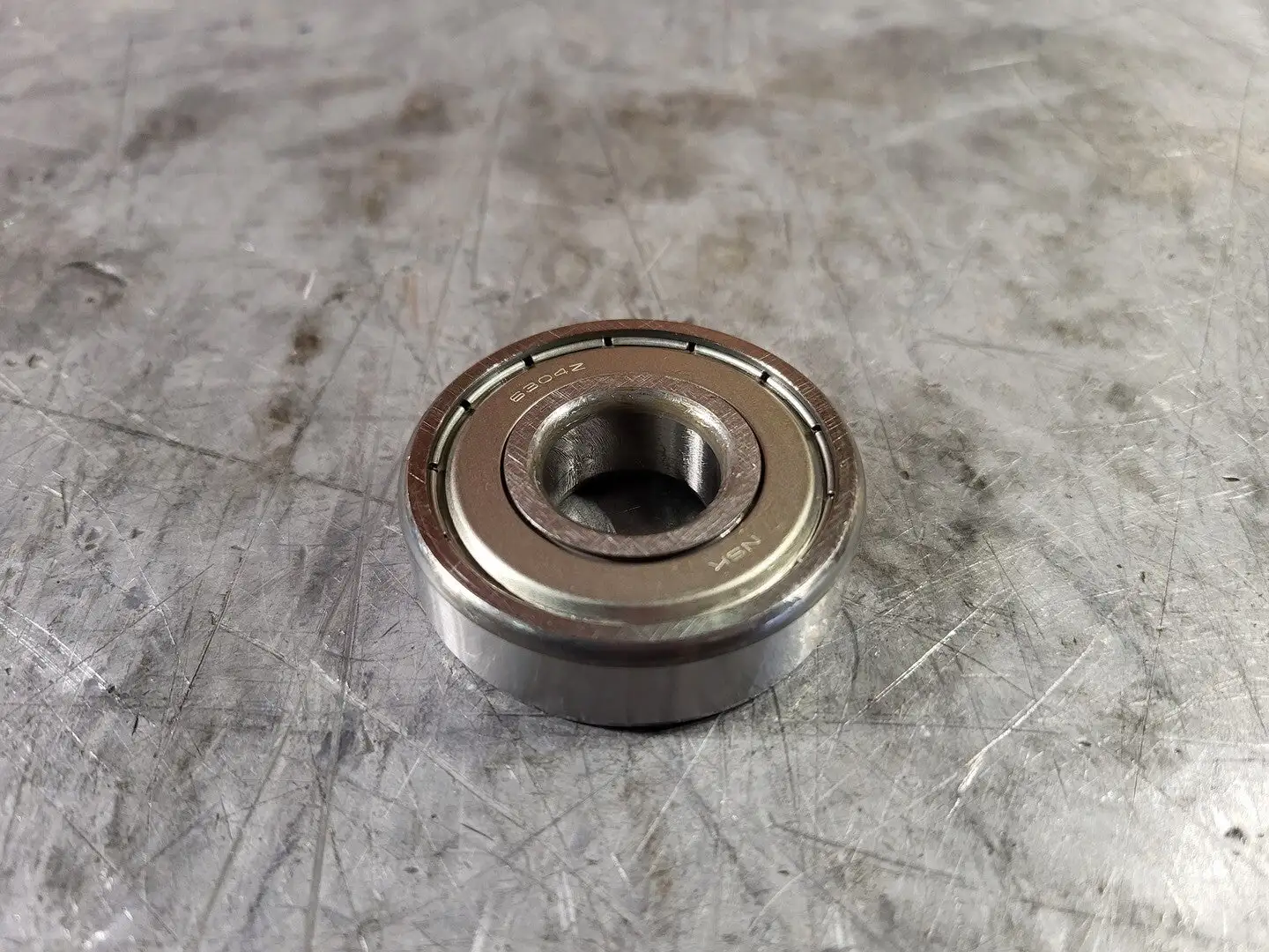 NEW NSK 6304ZZ-C3