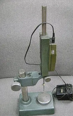 1490-700 Mititoyo Digimatic Height Indicator/Stand Model # 543-425-1