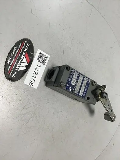 Used SQUARE D 9007-B54B2 Relays & Switches Michigan US | Ideal Machinery #710830