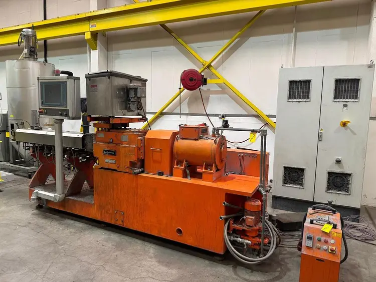 Used 2015 LEISTRITZ ZSE 40HP 36D. Extruders Florida US | ESCOBAR TRADING, INC. #1360677