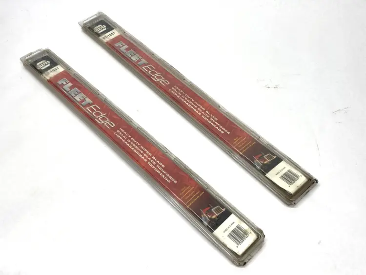 New | in-Stock NAPA FLEET EDGE HEAVY DUTY WINDSHIELD WIPER BLADE LOT OF 2 Automotive Parts Michigan US | Maverick Industrial Sales #1122685