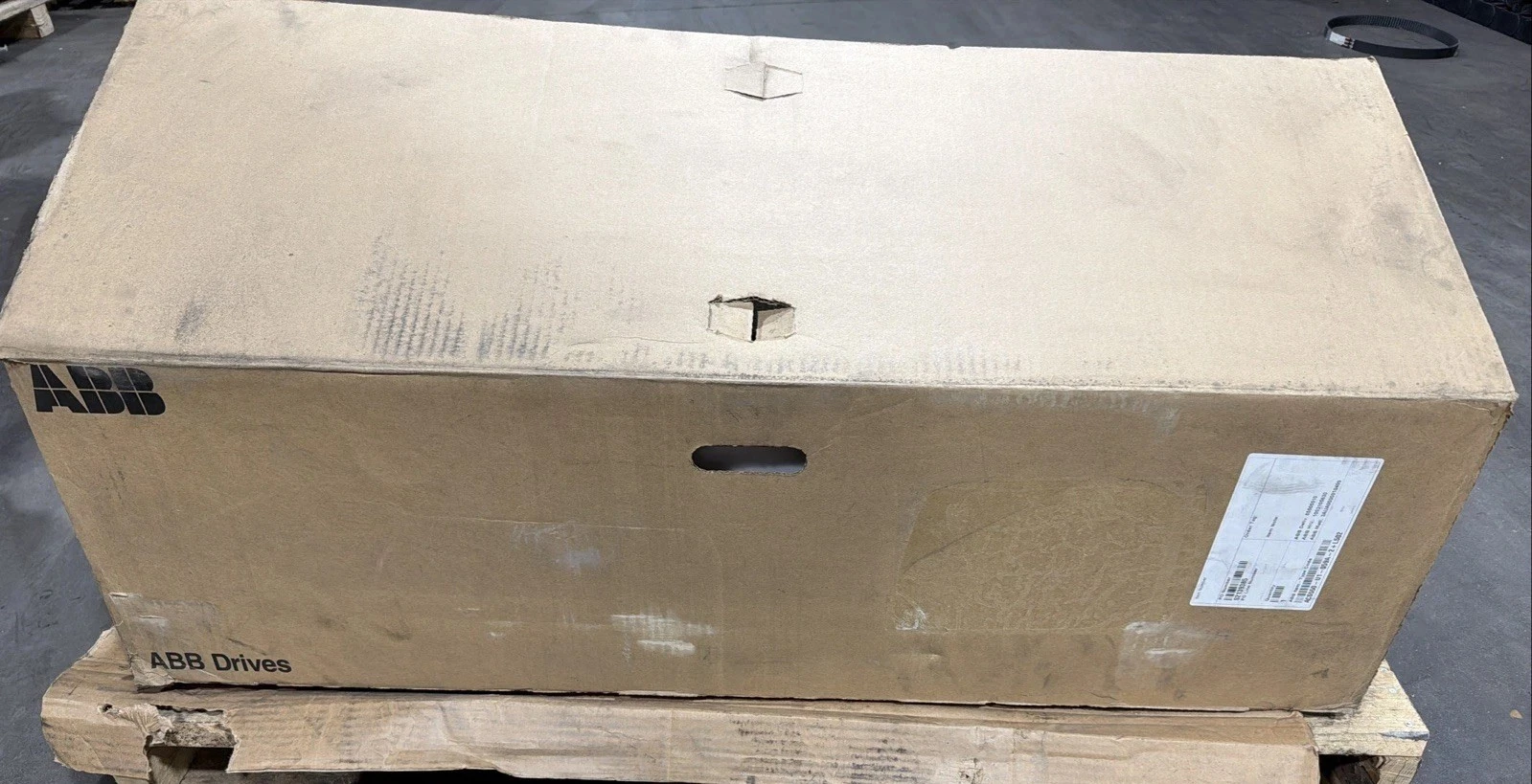 NEW ABB ACS550-U1-059A-2+L502