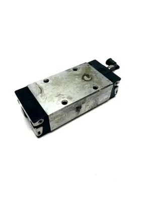 USED BOSCH BOSCH LINEAR BEARING BLOCK