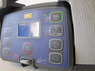 Used NILFISK ADVANCE 9100000846 Scrubbers California US | Bay Line Tool #1316395