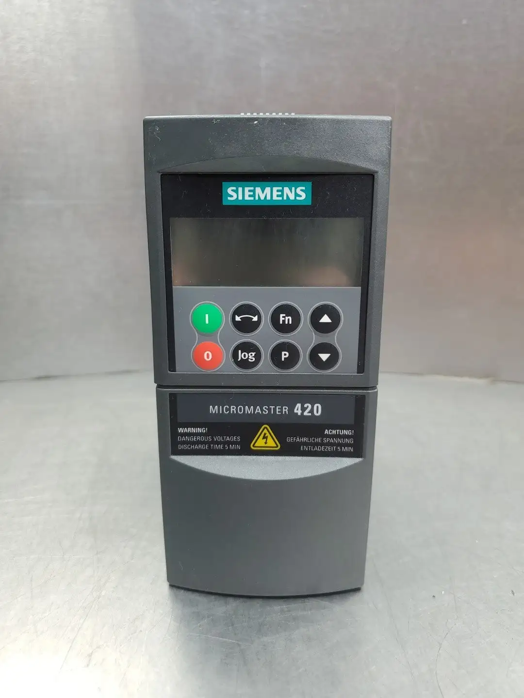 Used Siemens 6SE6420-2UC13-7AA1 MICROMASTER 420 Drive Variable Speed Drives | Palmetto Automation #1153648