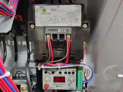 USED SQUARE D MODEL 6