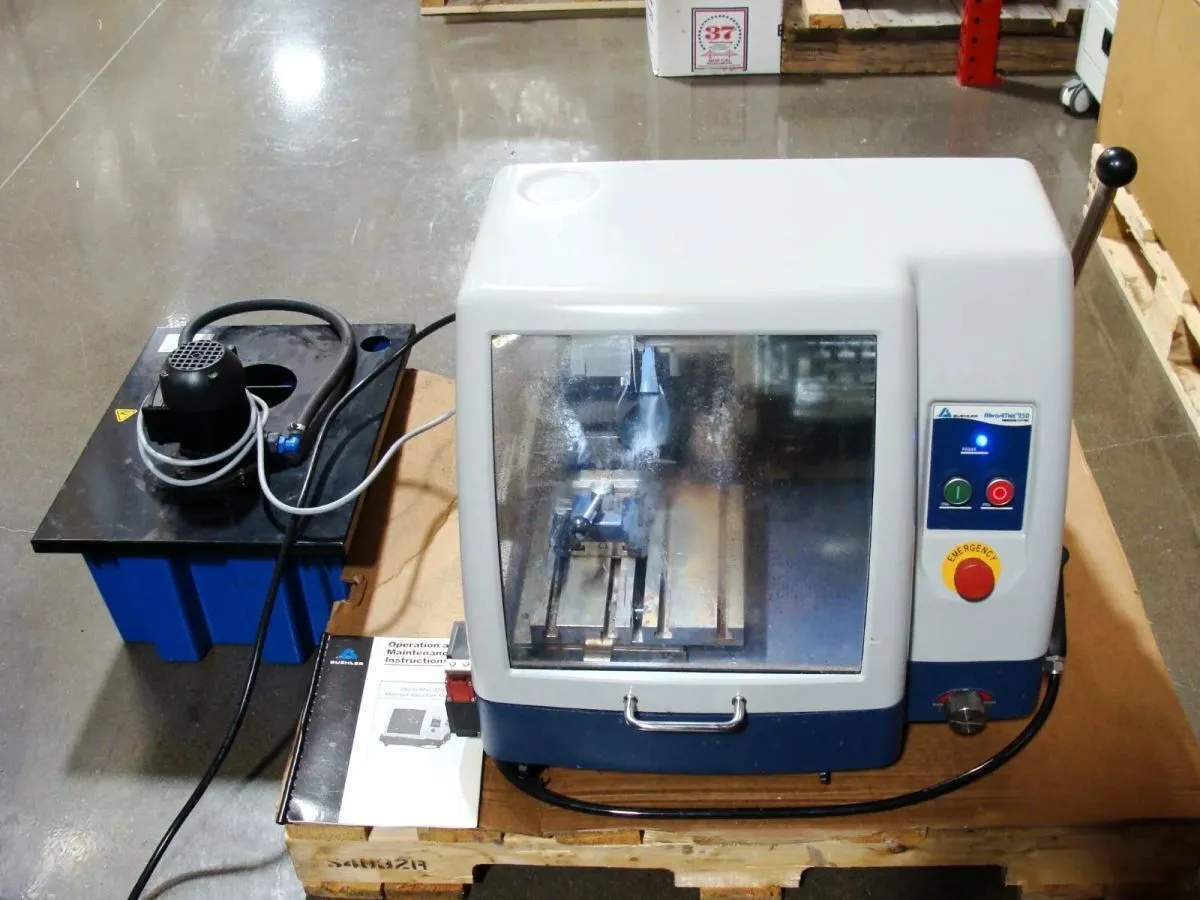 USED 2012 BUEHLER AbrasiMet 250