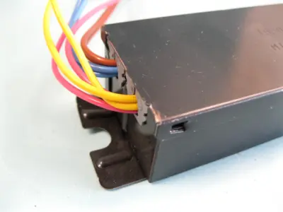 NEW Philips Advance Centium ICN-4S54-90C-2LS-G Lighting Ballast 120V-277V F19