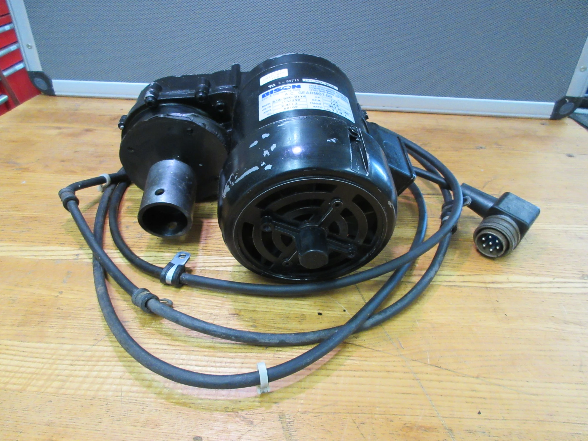 USED 1997 USED HAAS PARTS AND TOOLING 32-6611 BISON CHIP MOTOR ASSY