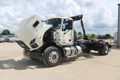 New | in-Stock 2025 MACK MD6 Hooklifts & Roll-Offs Texas US | Roll Off Truck World #1491879