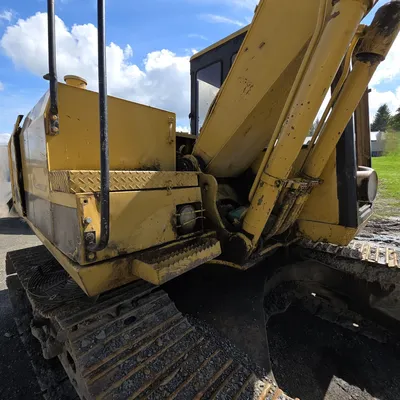 CATERPILLAR E110B Excavator | Iron Listing (10)
