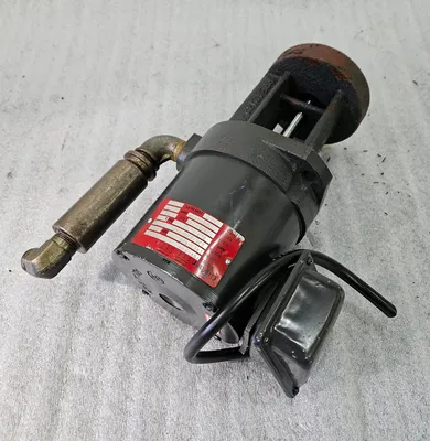 GUSHER VBV-44M Lubrication Pumps | Great American Equipment Company (2)