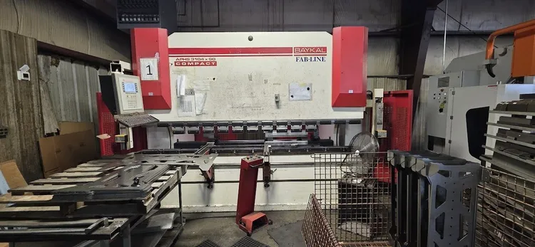 Used 2013 BAYKAL APHS 3104x90 Press Brakes Wisconsin US | Mac-Tech #1418184