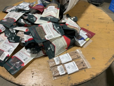 Used MIXED LOT OF BREWERS SPICES, HERBS, AND FRUIT FLAVORING PACKETS Brewing Equipment Michigan US | Miedema Asset Management Group #1768153