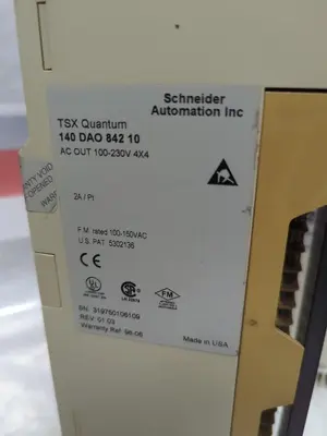USED SCHNEIDER 140 DAO 842 10