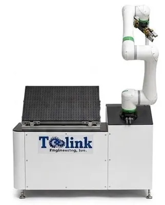 Toolink Automation Toolink AutoTend Robots | Toolink Engineering (1)