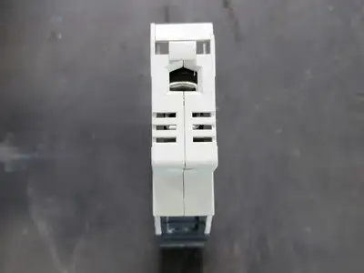Used ALLEN-BRADLEY 1492-FB1M30 Misc Electrical & Power Parts British Columbia CA | Lenmark #249881