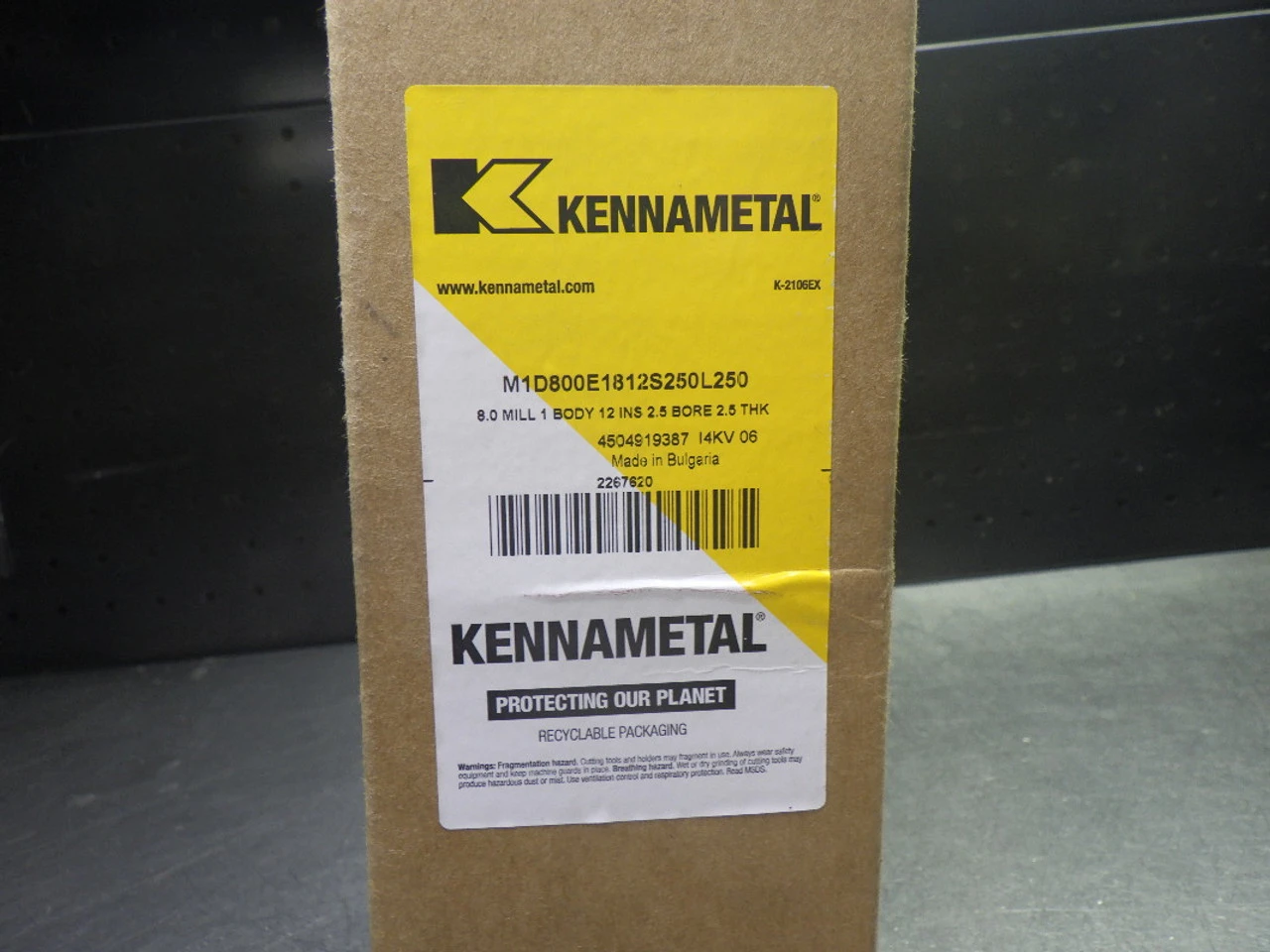 Kennametal 8" Indexable Facemill 2.5" Arbor M1D800E1812S250L250 (LOC1643A)