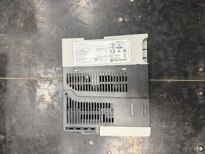 Used ALLEN-BRADLEY 25B-E1P7N104 Variable Speed Drives Quebec CA | Carter-Wilson Equipment Services #1486539