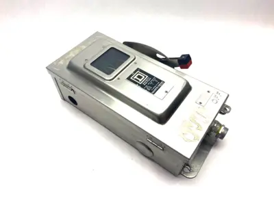 USED SQUARE D STAINLESS STEEL HEAVY DUTY SAFETY SWITCH SERIES E1