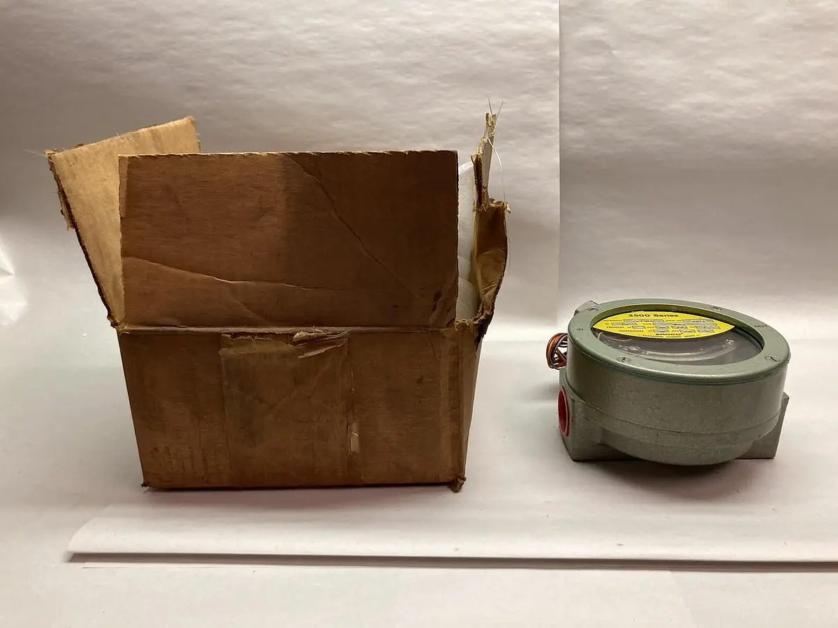 New | in-Stock ERDCO 2521-04T0 Meters - Misc | Surplus Asset Holdings #1206928