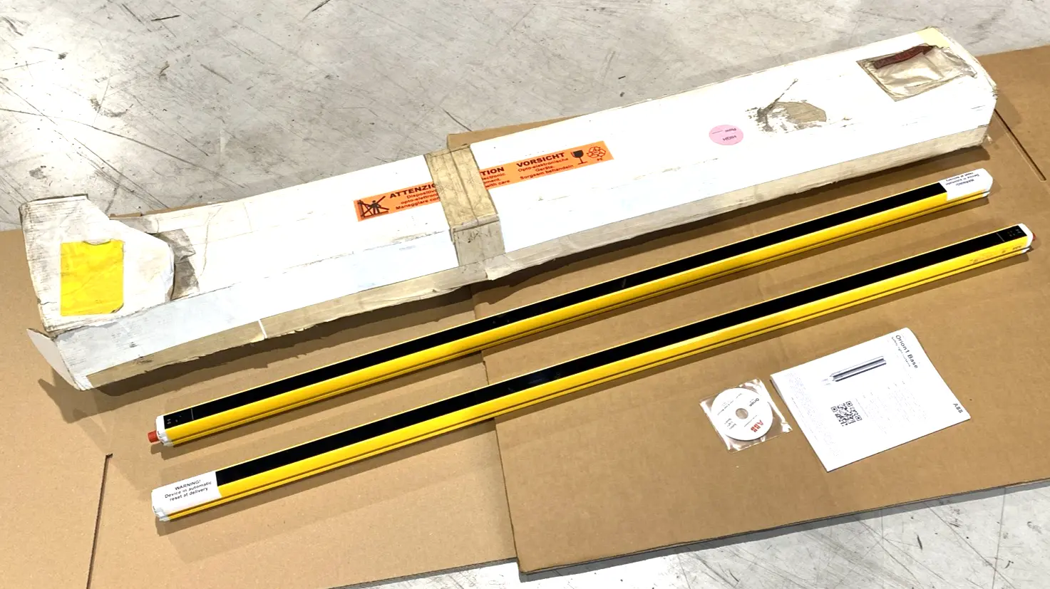 2TLA022302R0700 | ABB  Orion1-4-30-120-B Safety Light Curtain Set, 30mm Resolution - New Other