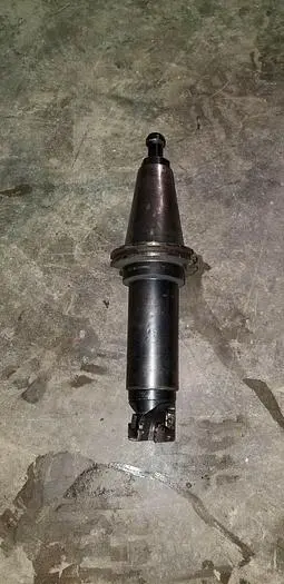Used UNIVERSAL ENG 465023 Tool Holders Wisconsin US | Lemke Machinery Sales #310165