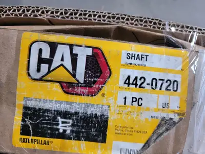 NEW CATERPILLAR 442-0720
