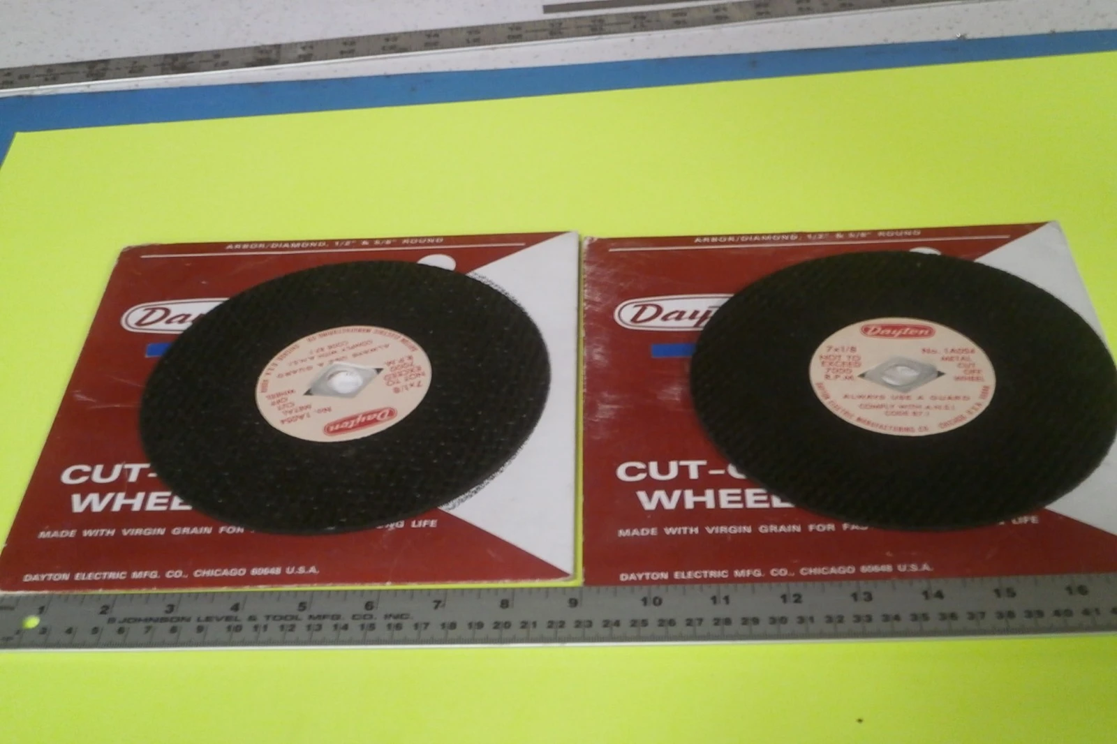 NEW DAYTON METAL CUT-OFF WHEEL 7" DIA. 7000 RPM