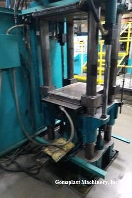 220Ton/1000cc REP B53K Injection Press, Item # 1851