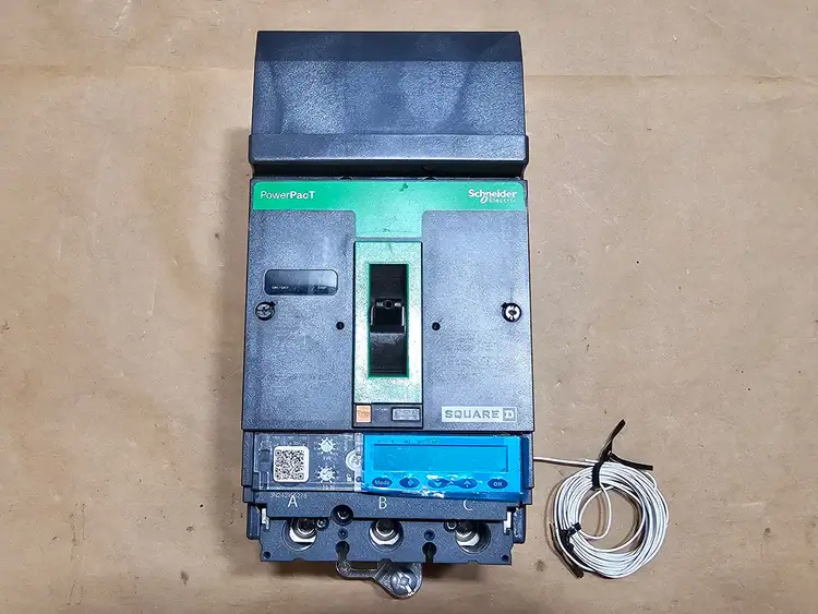 Used SCHNEIDER ELECTRIC HLA36100U53XEL Switchgears British Columbia CA | Lenmark #1427806